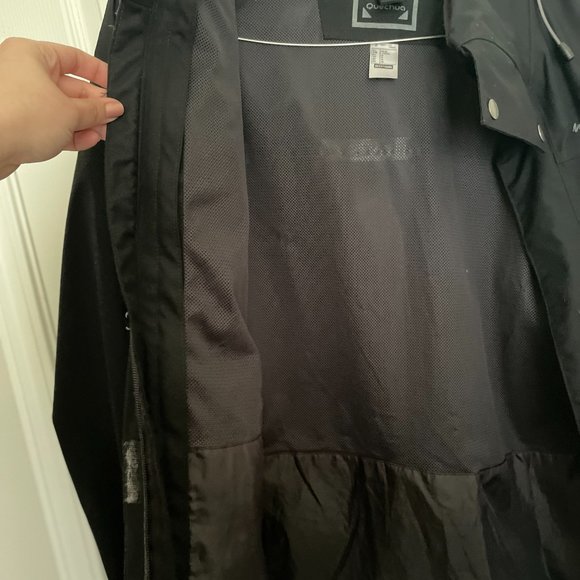 Decathlon QUECHUA Hiking Waterproof Rain Jacket Arpenaz 300 - Picture 4 of 12